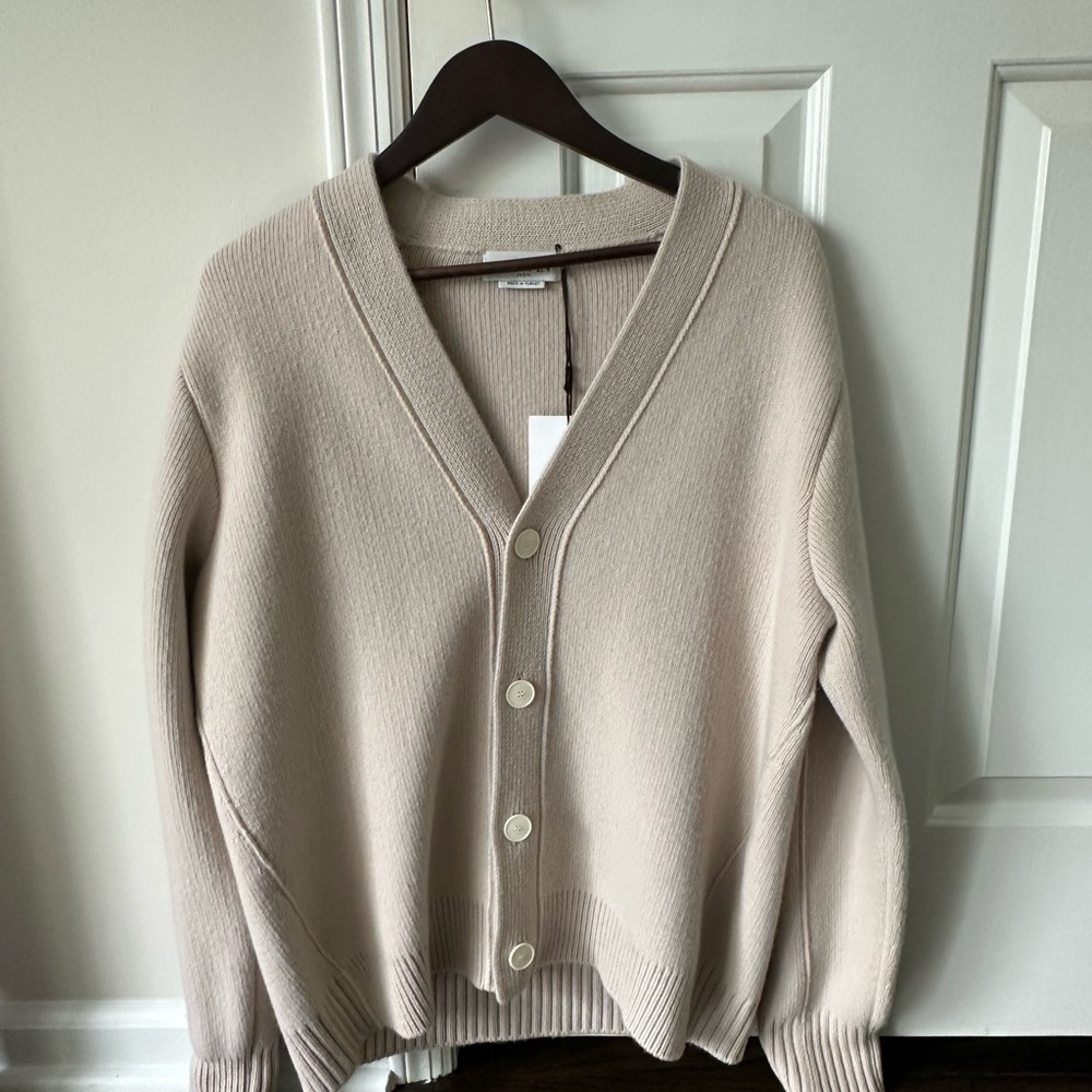 Lanvin Men’s Cream cashmere bottom Cardigan V-Neck size Small
